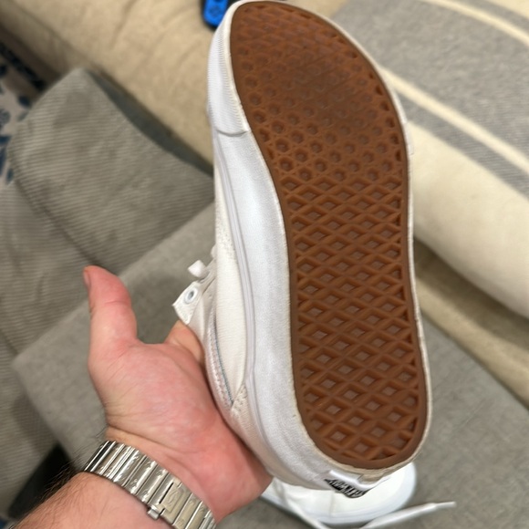 Vans old-school sneakers in white never worn size 7 1/2 wide - Picture 3 of 4